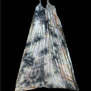 Fab’rik Tie-Dye Boho/Beach Maxi Dress